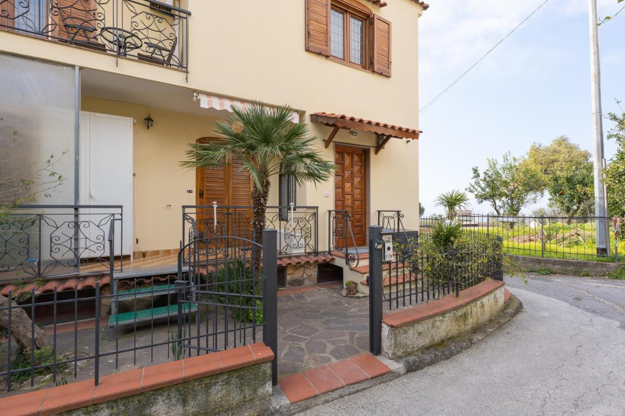 Seascape - Noemi'S Rooms Vico Equense Exterior photo